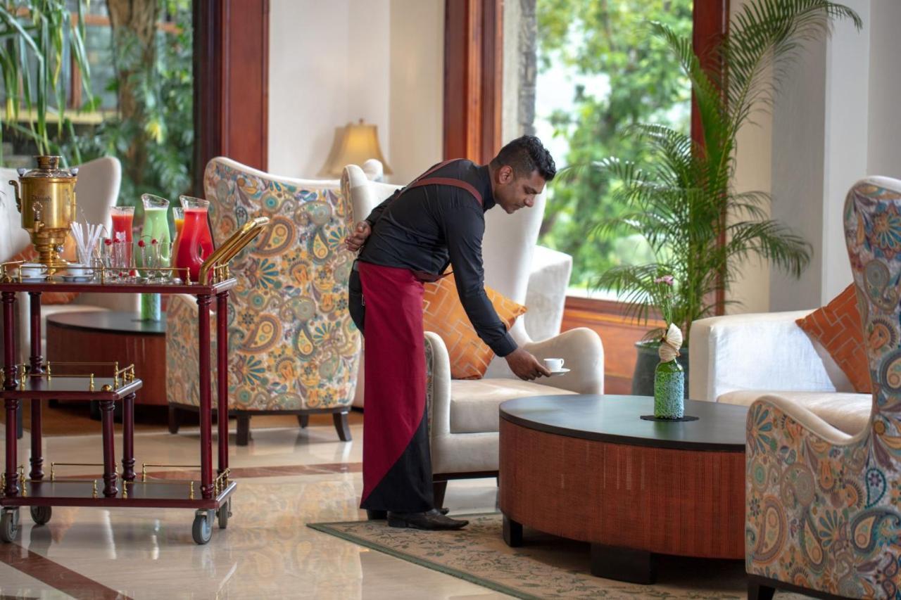 Earl'S Regency Hotel Kandy Kültér fotó
